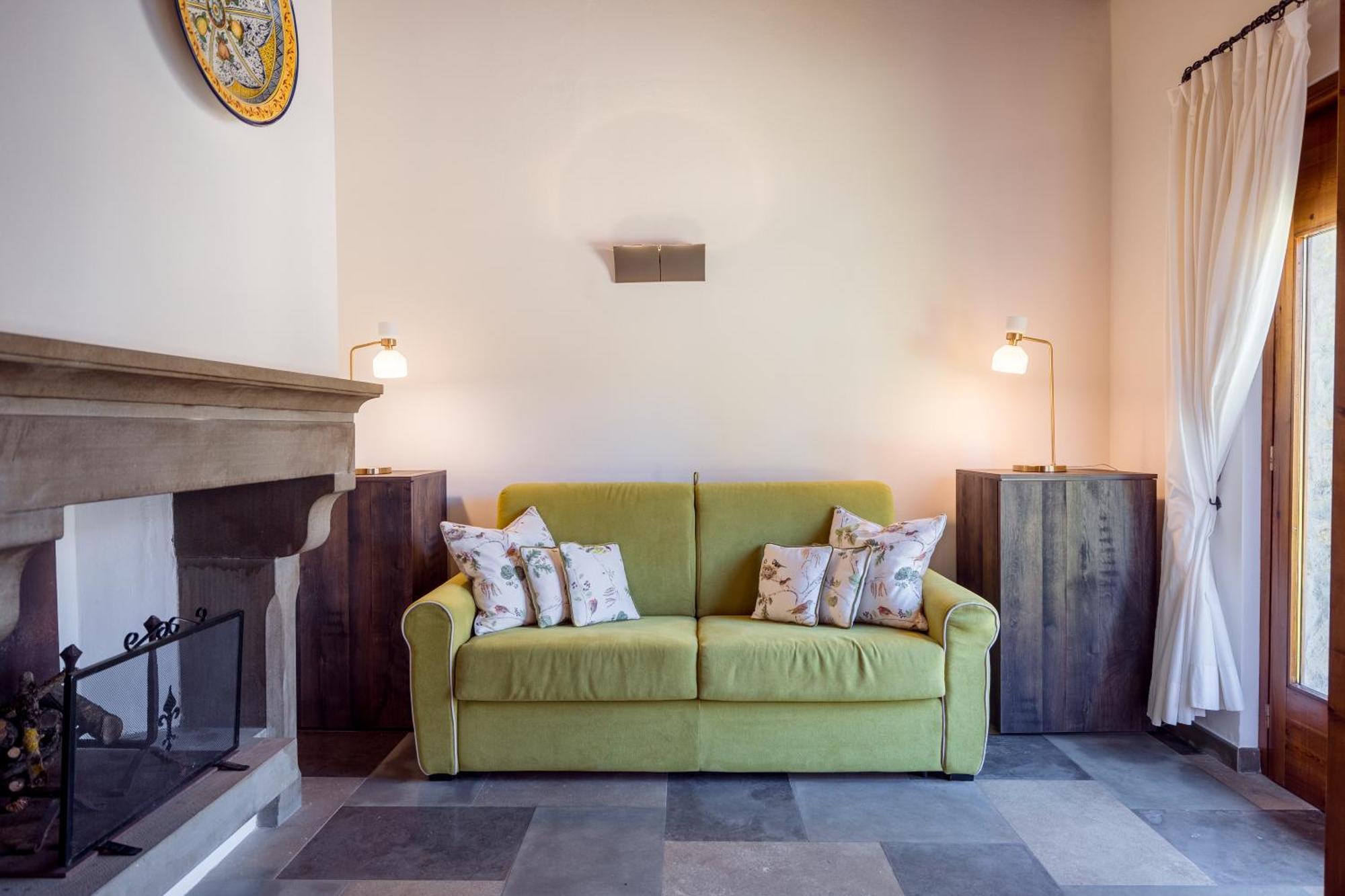 Al Gelso Bianco Aparthotel Sant'Appiano Ngoại thất bức ảnh